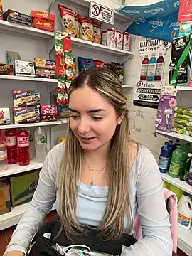 imlindapink online show from 02-17-26, 04:13