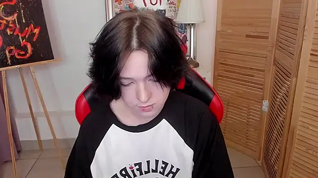 fiamoory online show from 11-18-25, 08:08