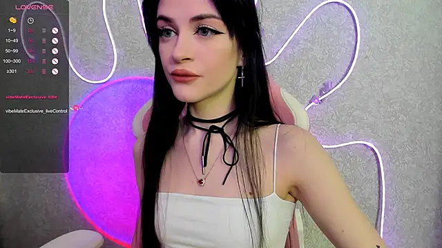 Molly Crystall online show from 05-23-26, 02:50