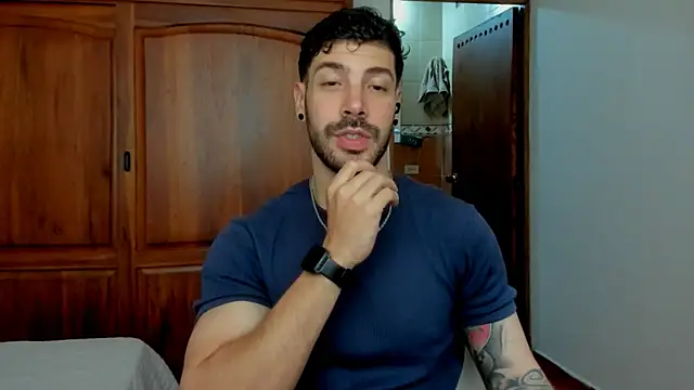 Guyinthemountain online show from 07-23-26, 02:48