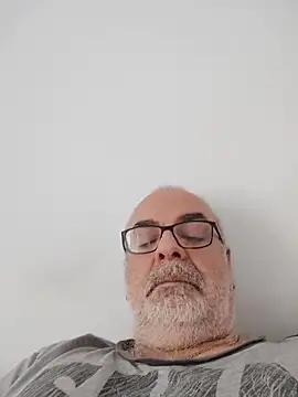 Satiro Sevilla online show from 02-24-26, 04:16