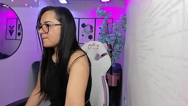 Tiara rr online show from 02-08-26, 03:32