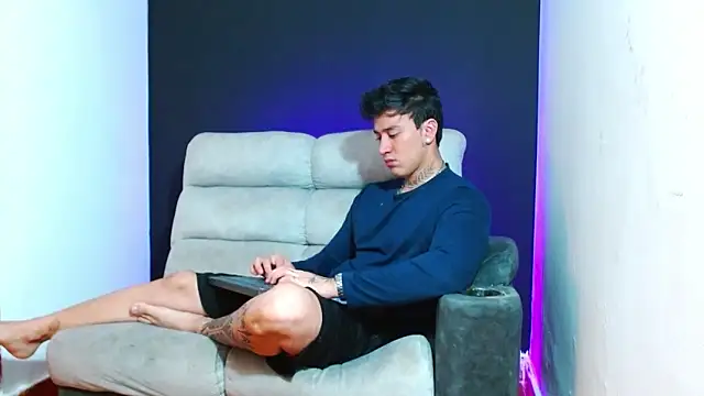 JUSTIN FULLER1 online show from 02-03-26, 08:36