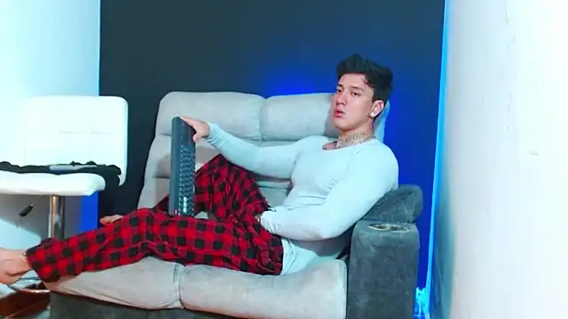 JUSTIN FULLER1 online show from 03-10-26, 06:46