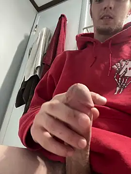 Snapshot of daddyjake101 chatting on 12-16-25, 03:17 daddyjake101 online show from 12-16-25, 03:17