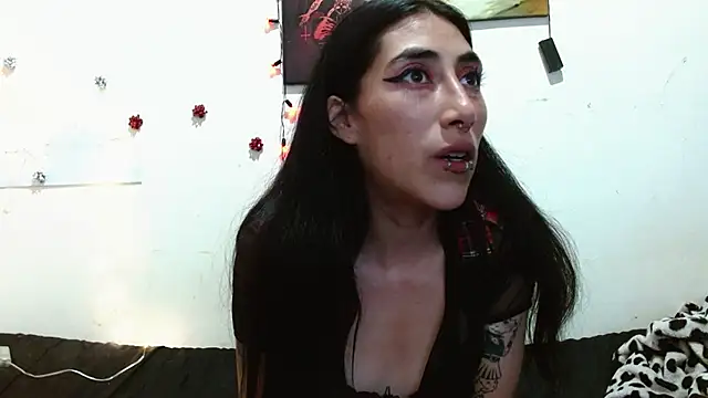 Asterothxznikki online show from 12-21-24, 09:01