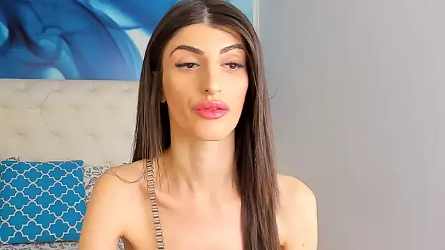 Snapshot of SkinnyDolly chatting on 02-23-25, 09:16 SkinnyDolly online show from 02-23-25, 09:16