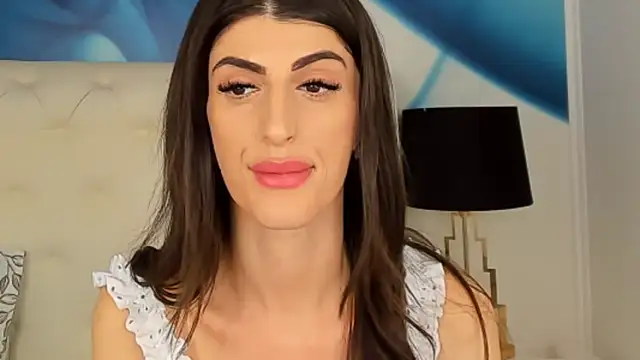 Snapshot of SkinnyDolly chatting on 03-12-25, 12:20 SkinnyDolly online show from 03-12-25, 12:20