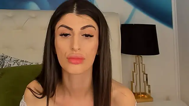 Snapshot of SkinnyDolly chatting on 03-14-25, 10:05 SkinnyDolly online show from 03-14-25, 10:05