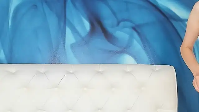 Snapshot of SkinnyDolly chatting on 10-07-25, 02:09 SkinnyDolly online show from 10-07-25, 02:09