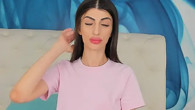 Snapshot of SkinnyDolly chatting on 02-21-26, 09:49 SkinnyDolly online show from 02-21-26, 09:49