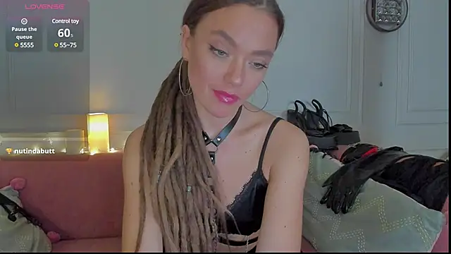 KellyFouler online show from 02-09-25, 02:18