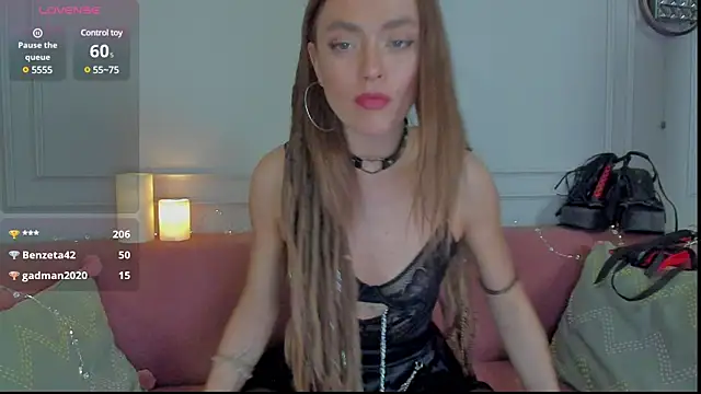 KellyFouler online show from 03-09-25, 05:28