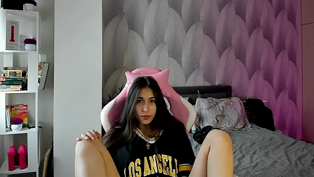 Bambiii bby online show from 01-19-25, 08:50