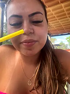 lariic online show from 09-21-25, 07:04