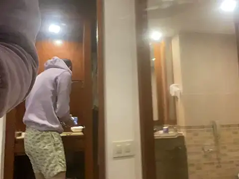 Snapshot of emylolo9 chatting on 01-26-25, 11:39 emylolo9 online show from 01-26-25, 11:39