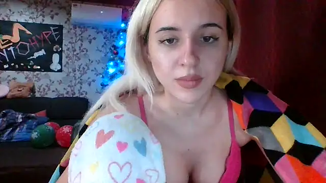 Puregirlaa online show from 01-08-25, 03:50