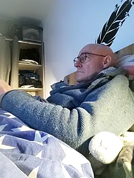 bogland33 online show from 01-31-26, 07:34