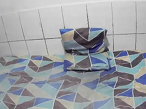 Snapshot of pierdona chatting on 11-04-25, 07:57 pierdona online show from 11-04-25, 07:57