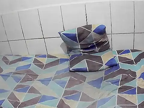 Snapshot of pierdona chatting on 11-05-25, 08:09 pierdona online show from 11-05-25, 08:09