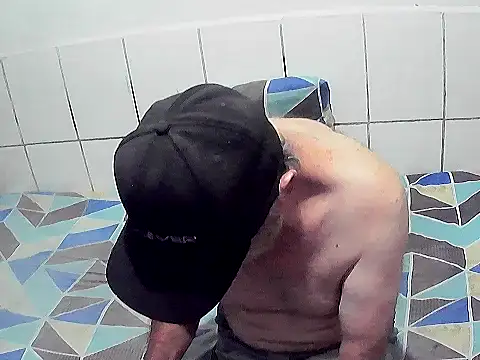 Snapshot of pierdona chatting on 11-09-25, 11:08 pierdona online show from 11-09-25, 11:08