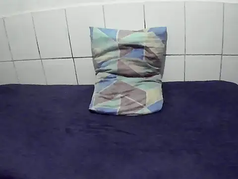 Snapshot of pierdona chatting on 01-10-26, 07:26 pierdona online show from 01-10-26, 07:26