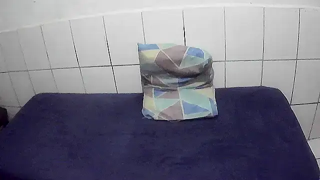 Snapshot of pierdona chatting on 01-13-26, 08:14 pierdona online show from 01-13-26, 08:14