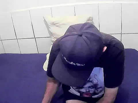 Snapshot of pierdona chatting on 02-06-26, 08:12 pierdona online show from 02-06-26, 08:12