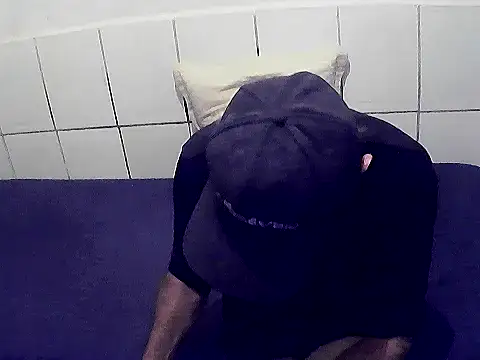 Snapshot of pierdona chatting on 02-12-26, 08:48 pierdona online show from 02-12-26, 08:48