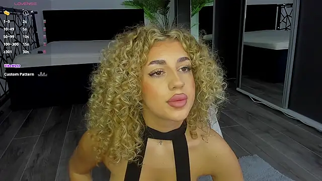 CurlyAnt0 online show from 01-08-26, 08:16