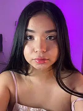 Snapshot of AuroraFiore chatting on 07-15-26, 01:33 AuroraFiore online show from 07-15-26, 01:33