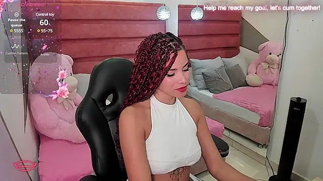 Snapshot of anna__duff chatting on 01-10-25, 04:12 anna duff online show from 01-10-25, 04:12