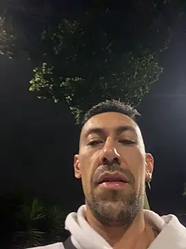 Snapshot of dantedesirexx chatting on 02-06-25, 05:25 dantedesirexx online show from 02-06-25, 05:25