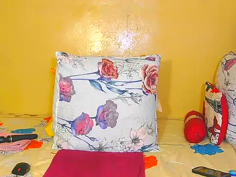 Down to earth girl online show from 02-22-26, 12:12