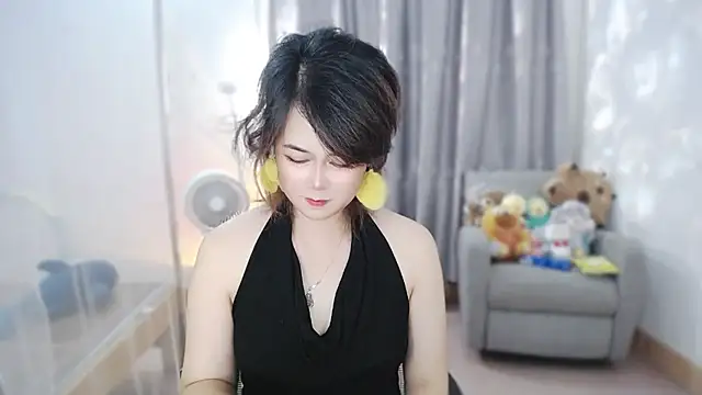 Snapshot of Fan_ting chatting on 07-15-26, 12:54 Fan ting online show from 07-15-26, 12:54