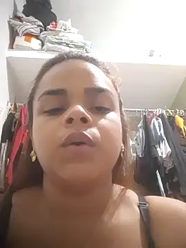 Snapshot of Evabigass chatting on 02-02-25, 11:42 Evabigass online show from 02-02-25, 11:42