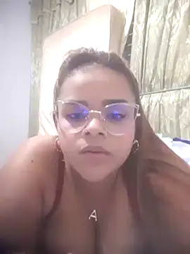 Snapshot of Evabigass chatting on 02-24-25, 09:09 Evabigass online show from 02-24-25, 09:09