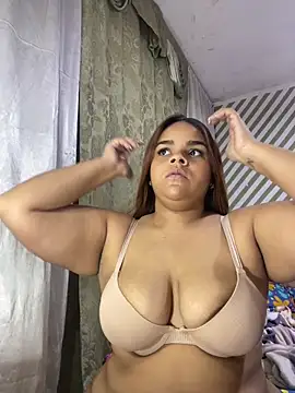 Evabigass online show from 03-06-26, 09:22