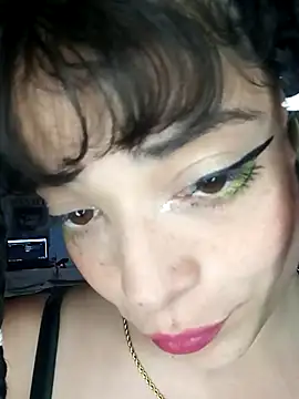 Snapshot of Elvishcassie_ chatting on 01-10-25, 12:59 Elvishcassie  online show from 01-10-25, 12:59