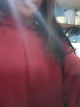 Snapshot of Elvishcassie_ chatting on 02-05-25, 09:07 Elvishcassie  online show from 02-05-25, 09:07