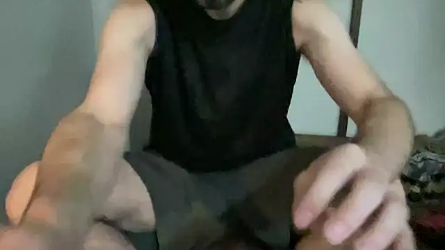 Snapshot of alphajoshkosh chatting on 06-16-26, 11:40 alphajoshkosh online show from 06-16-26, 11:40