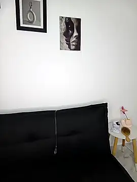 Snapshot of Any_Stone1 chatting on 02-06-25, 01:05 Any Stone1 online show from 02-06-25, 01:05