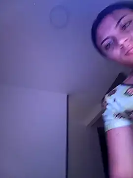 Snapshot of Any_Stone1 chatting on 02-07-25, 04:06 Any Stone1 online show from 02-07-25, 04:06