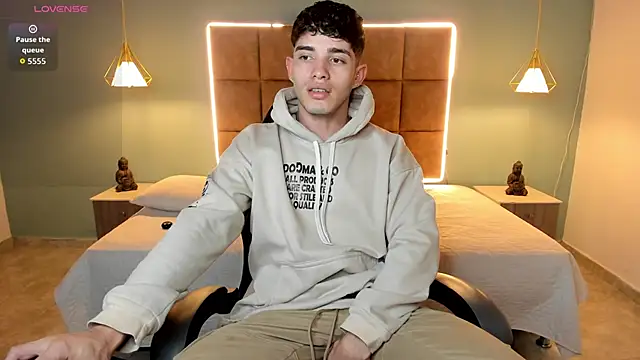 AlejooTwink online show from 05-14-26, 05:25