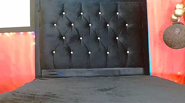 Snapshot of andreafiur chatting on 01-08-25, 08:39 andreafiur online show from 01-08-25, 08:39