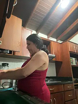 siri duque online show from 06-02-26, 02:02