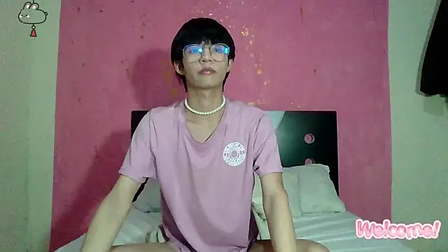 Snapshot of seung_vinblue chatting on 12-09-24, 11:24 seung vinblue online show from 12-09-24, 11:24