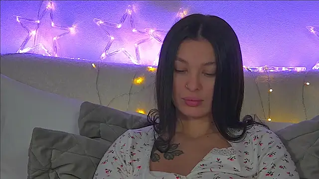 AlexandraBloom online show from 12-28-24, 09:30
