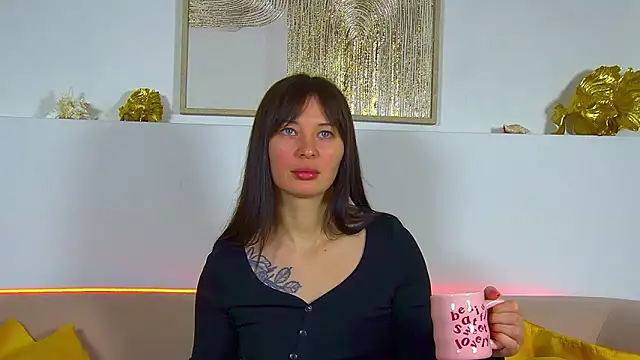 AlexandraBloom online show from 02-27-26, 06:30