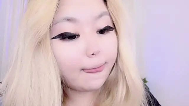 amelia sunlight online show from 03-11-25, 03:48